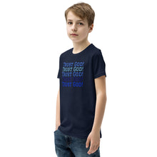將圖片載入圖庫檢視器 Youth Trust God Tee